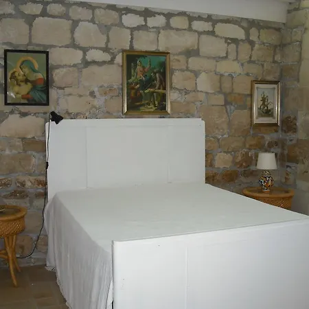 Dammuso Bouganville *